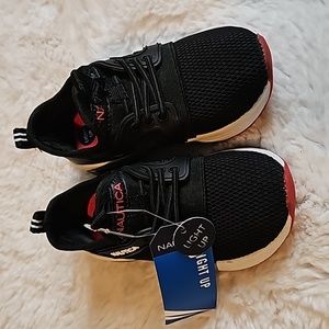 Brand new boys Nautica light up Shoes size 7